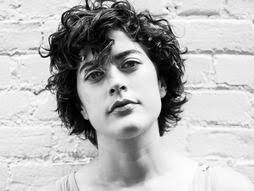 Molly Webster's Instagram, Twitter & Facebook