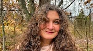 Rebecca Pyles's Instagram, Twitter & Facebook