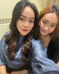 Jangan salfok itu bukan koyo tapi hansaplast 😂😭