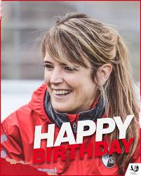 Heute ist der Geburtstag unserer Mannschaftsärztin Lisa Bode. Wir wünschen  dir alles Liebe, Lisa! 🥂