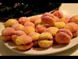 Sasina Kuhinja Dođite Ovdje Svaki Dan Jer Recept Vam Jedan Dam Food Recipes Christmas Cookies