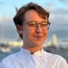 Prospective Sous/Crew Chef with fine dining experience Available May 5th  Seasonal position Dear recruiters, Captains and Agents, My name is Luke  Froeb and I am a 21-Year-Old classically trained French Chef with