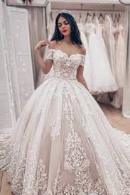 Check spelling or type a new query. Luxus Brautkleider Prinzessin Spitze Hochzeitskleider Online Kaufen Brautkleider 2021 Brautkleider Brautkleider Abiballkleider Abendkleider Babyonlinedress De