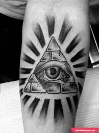 Eye Tattoo Design Meaning And Great Examples Augen Tattoo Freimaurer Motiv Tattoo Tattooforwomen Tatto Eye Tattoo Eye Tattoo Meaning Third Eye Tattoos