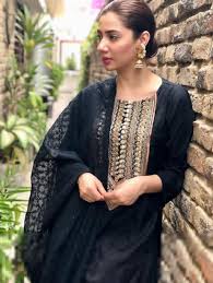 Although mahira khan has always looked flawlessly gorgeous in all kinds of outfits, here are our top 10 picks of mahira khan's dresses: 18 Best Outfits Of Mahira Khan That Are Perfect For A Wedding Showbiz And Fashion