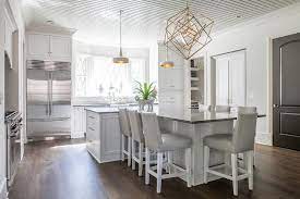 Kitchen island seating is rather versatile in the sense that it can be designed for kitchens ranging from small to large. T Shaped Kitchen Island Design Ideas