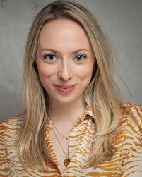 Jenifer Sims's Instagram, Twitter & Facebook