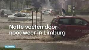 Het regent hard en het hagelt ook op sommige plaatsen. Natte Voeten Door Noodweer In Limburg Rtl Nieuws Youtube