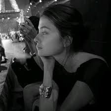 ⏃𝐿𝑎𝑢𝑟𝑎 𝑅𝑖𝑑𝑑𝑙𝑒. (@laurariddlez)