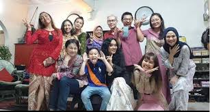 Mohamad azmi nias ahmad 24 february 2017. Itu Suami Pertama Terakhir Saya Dian P Ramlee Kongsi Kisah Peribadi Lepas 4 Dekad Dalam Bidang Seni Tak Galak Anak Ikut Jejak Langkah Keluarga