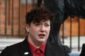 Neil Peck's Instagram, Twitter & Facebook