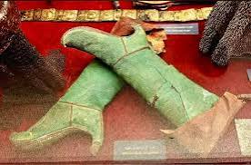 Ancient Selcuk boots with high heels for male cavalry