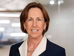 Linda Gulledge's Instagram, Twitter & Facebook