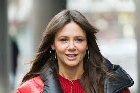 She pursued italian studies at warsaw university, but never graduated.she began her career working for tvp (polish national television) as a program announcer. Kinga Rusin W Czerwieni Pod Studiem Dzien Dobry Tvn Internauci Zgodni Pani Kingo Klasa