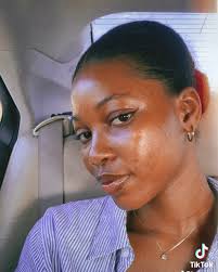 November's CAM Roll and my fav is the last slide because i smiled 😌 I  dunno why i feel so happy that November is ending