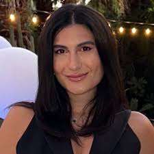 versace #snapchat #ar #innovation #sneakerhead #fashiontech…