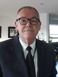 Dennis Latimer's Instagram, Twitter & Facebook