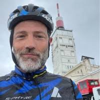 100+ perfiles de «Schmude»