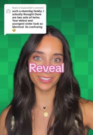 Replying to @tsakaxix1pt #greenscreen #family #sisters #sister  #familyreveal #twin #twins #eyes #heterochromia