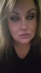 Amber Persinger's Instagram, Twitter & Facebook