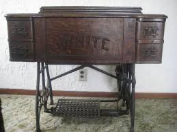 Antique White Rotary Treadle Sewing Machine White Sewing Machine Vintage Sewing Rooms Sewing Machine