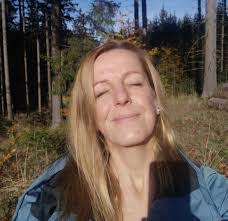 Sally Belanger's Instagram, Twitter & Facebook