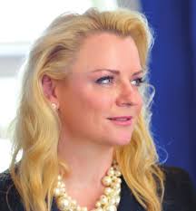 02Helen Maher Q_ANEW_Layout 1