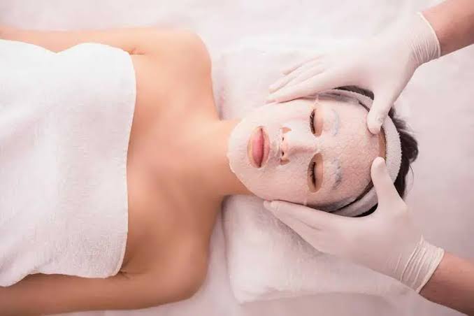 Benefits Of Choosing Customized Facial Treatments