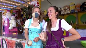 Vivianne miedema takes on lisa evans in the newest episode of 'what do you know?'. Vivianne Miedema Lisa Evans Youtube