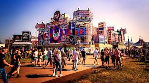 The exact program is not yet known, but the organizers. Festivalbezoeker Heeft Geen Last Van Coronavrees Paaspop Al Bijna Uitverkocht We Luisteren Goed Naar Het Rivm Meierij Bd Nl