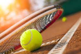 Find the perfect tennis ball and racket stock photos and editorial news pictures from getty images. Best Tennis Racquets In The World 2021 Brand Reviews Comparison