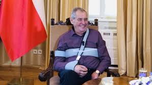 Последние твиты от miloš zeman (@prezidentzeman). Video Vystrcilova Cesta Byla Klukovska Provokace Cinsky Ministr Wang To Trochu Prehnal Rekl Zeman Irozhlas Spolehlive Zpravy