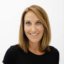 Shawnda Howard's Instagram, Twitter & Facebook