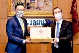 Other large contributions came from president of the associated chinese chambers of commerce tan sri william cheng, hua lian group chairman tan sri ta kin yan and the school's board chairman tan sri pheng yin huah. Embassy Of Denmark Bangkok Archives Scandasia