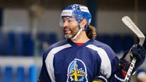 On tuesday, jagr — who currently plays in a professional hockey league in his native czech republic — opened up about. Jaromir Jagr Isn T Done Playing Yet Signs One Year Contract To Continue Suiting Up Overseas Article Bardown