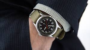 todd snyder s new timex watch is his one best yet naruchnye chasy chasy