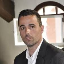 Moisés Sánchez Jiménez's Investing Profile