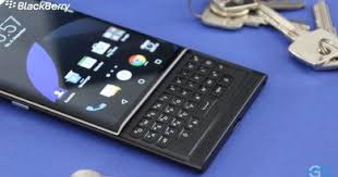 After tcl terminated its partnership with blackberry in february franklin says the new blackberry will come out in the us, canada and europe in the first half of 2021. Blackberry Smartphone Alles Nur Ein Gamestop