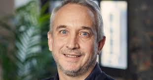 Danielle Rafanan's Instagram, Twitter & Facebook