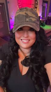 How to identify the Grinch mini verse from the 2025 Christmas mini verses?