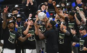 If the milwaukee bucks and miami heat play every game of the series like game 1, nba fans are in for a treat. Milwaukee Bucks Beat Hawks To Secure First Nba Finals In 45 Years Daily Sabah