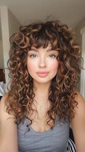 Robyn Stanford (roshirer)