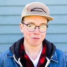 Linda Leamon's Instagram, Twitter & Facebook