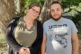 Pays De Chateaubriant Atteinte D Une Maladie Genetique Rare Lyana A Fait Sa Premiere Rentree L Eclaireur De Chateaubriant