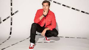 Swedish singer, songwriter and record producer of italian descent. Who Is Benjamin Ingrosso Infe