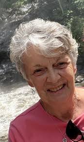 Barbara Ewald's Instagram, Twitter & Facebook