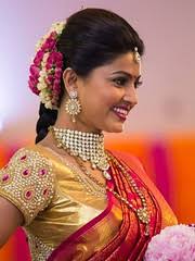 Dramatic north indian bridal hairstyle with dupatta. Indian Bridal Hairstyles For Reception Wedding Function Party
