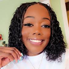 Marion Leavada King Jackson was born January 27, 1957, in Magee, MS, to  Maudekiah King, Sr., and Dora Smith King. She passed away