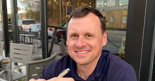 Mississippi native creates postage-stamp size artwork