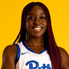 Candice Finley's Instagram, Twitter & Facebook